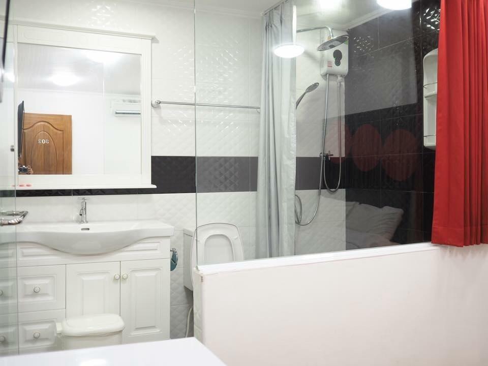 Pook Swan House Hotel Pattaya Pokoj fotografie